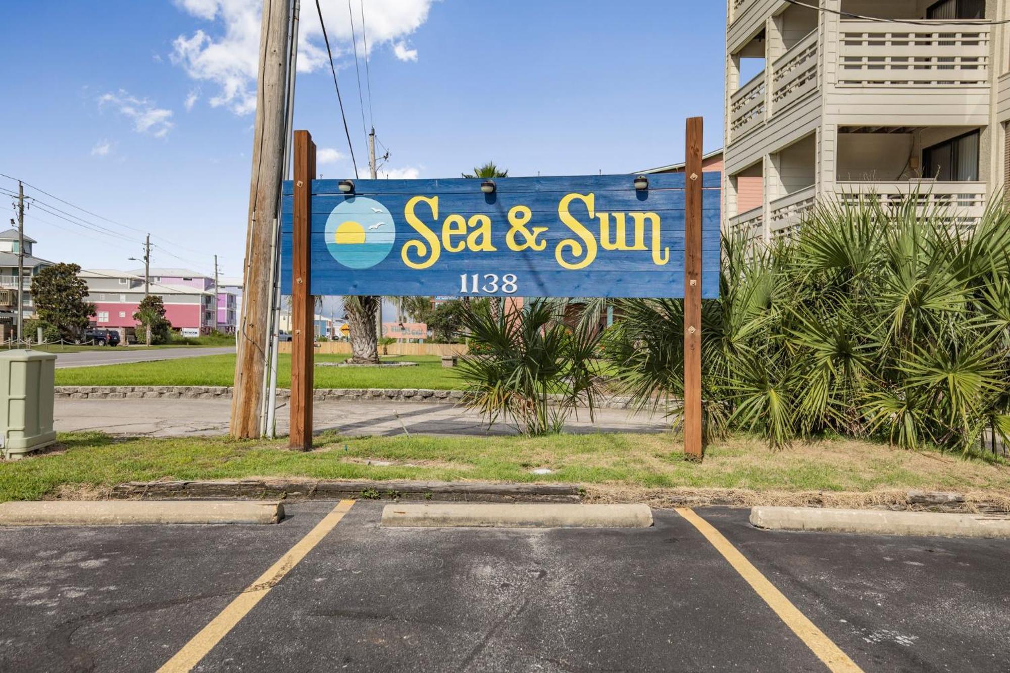 Sea & Sun 204 By Vacation Homes Collection 海湾海岸 外观 照片